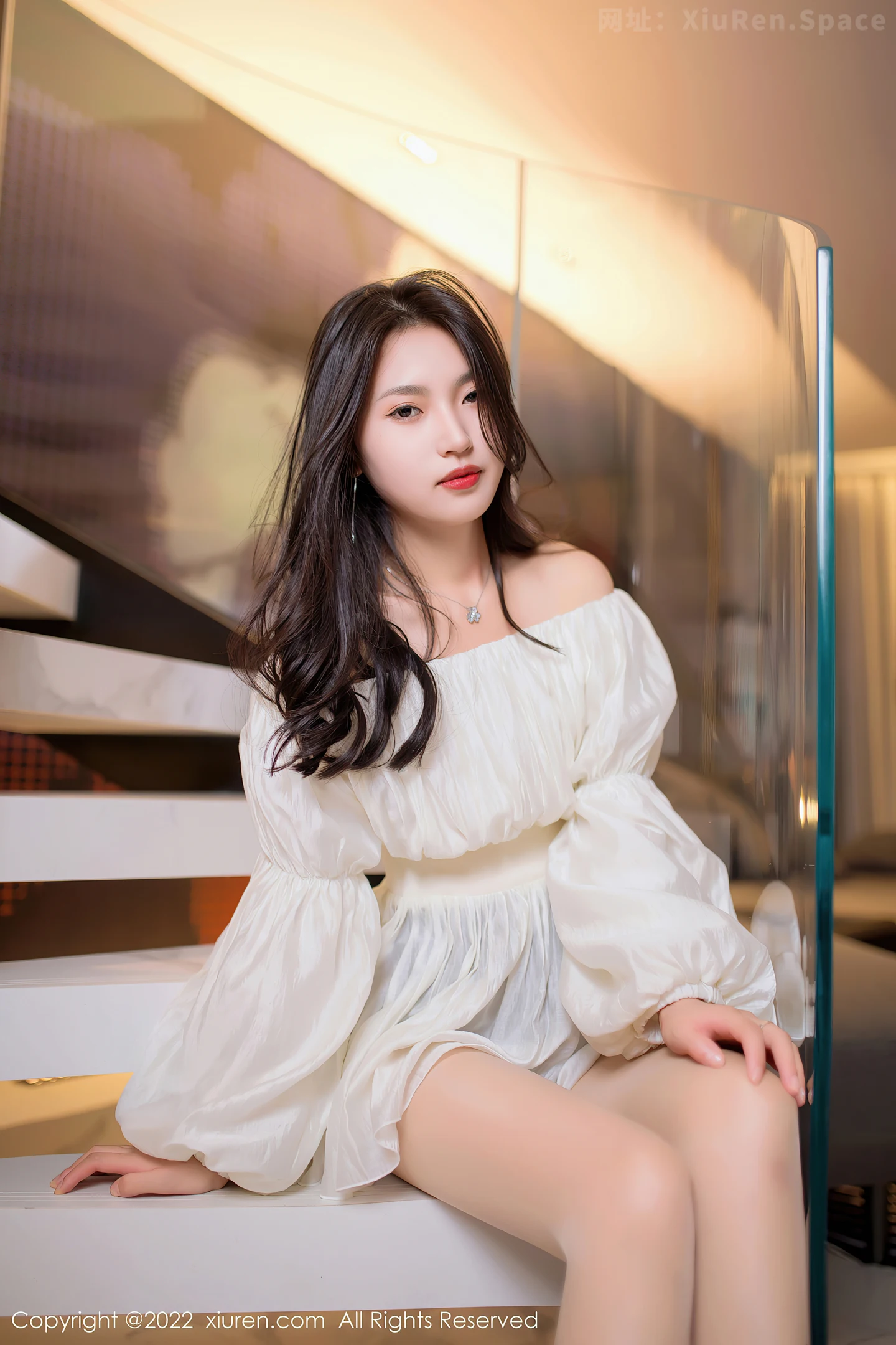 图片[2]-[XiuRen秀人网] VOL.5399 新人模特十九九私房多套性感服饰秀曼妙苗条身材迷人诱惑写真117P-秀人网官方网站